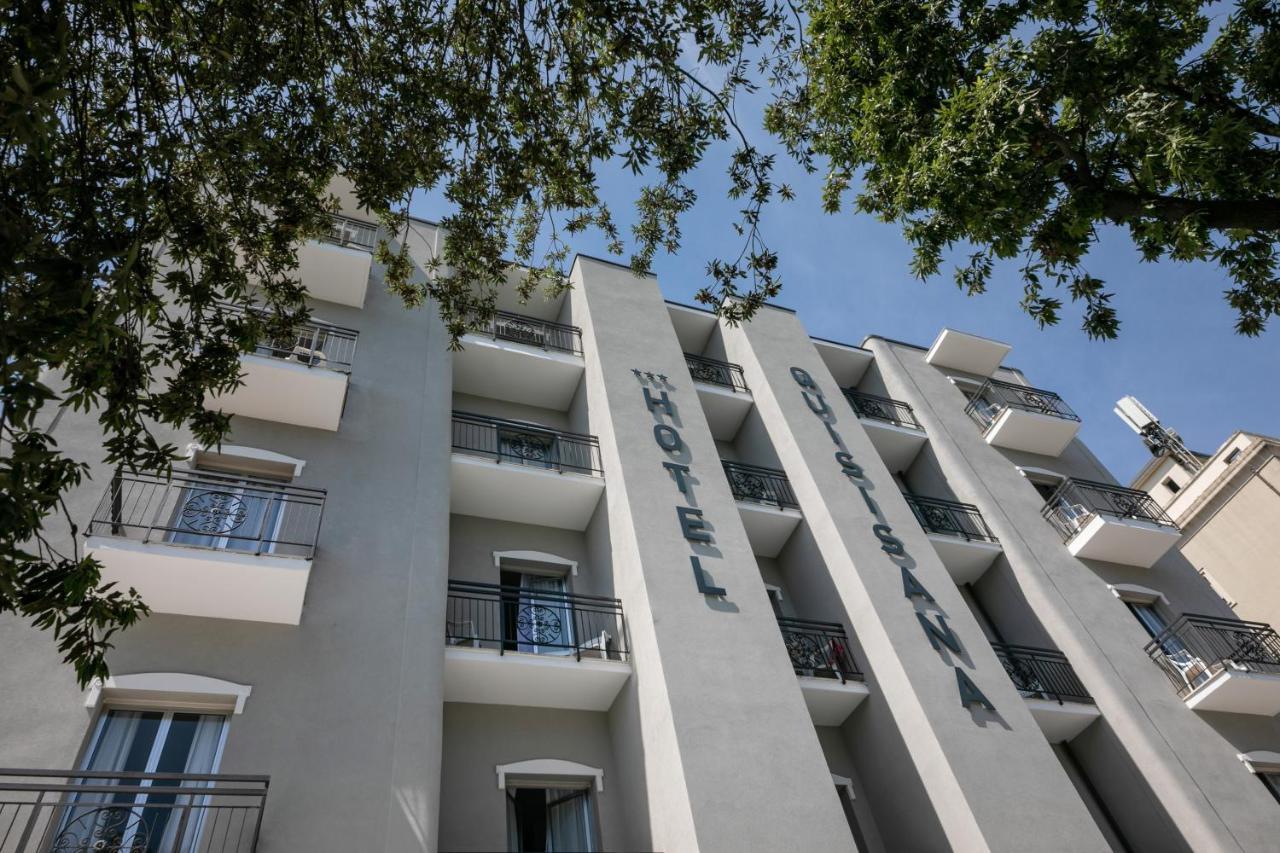 Hotel Quisisana Ріміні Екстер'єр фото
