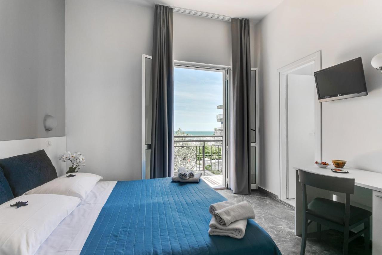 Hotel Quisisana Ріміні Екстер'єр фото